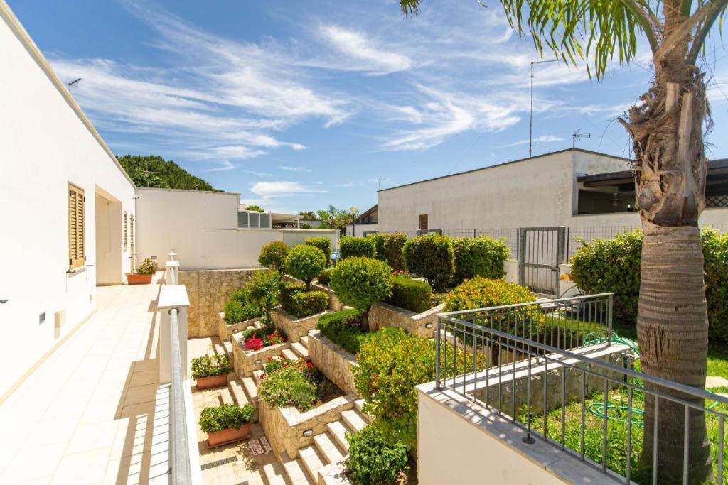 Blue Area Apartments - Fromhometosalento ตอร์เรเดลลอร์โซ ภายนอก รูปภาพ