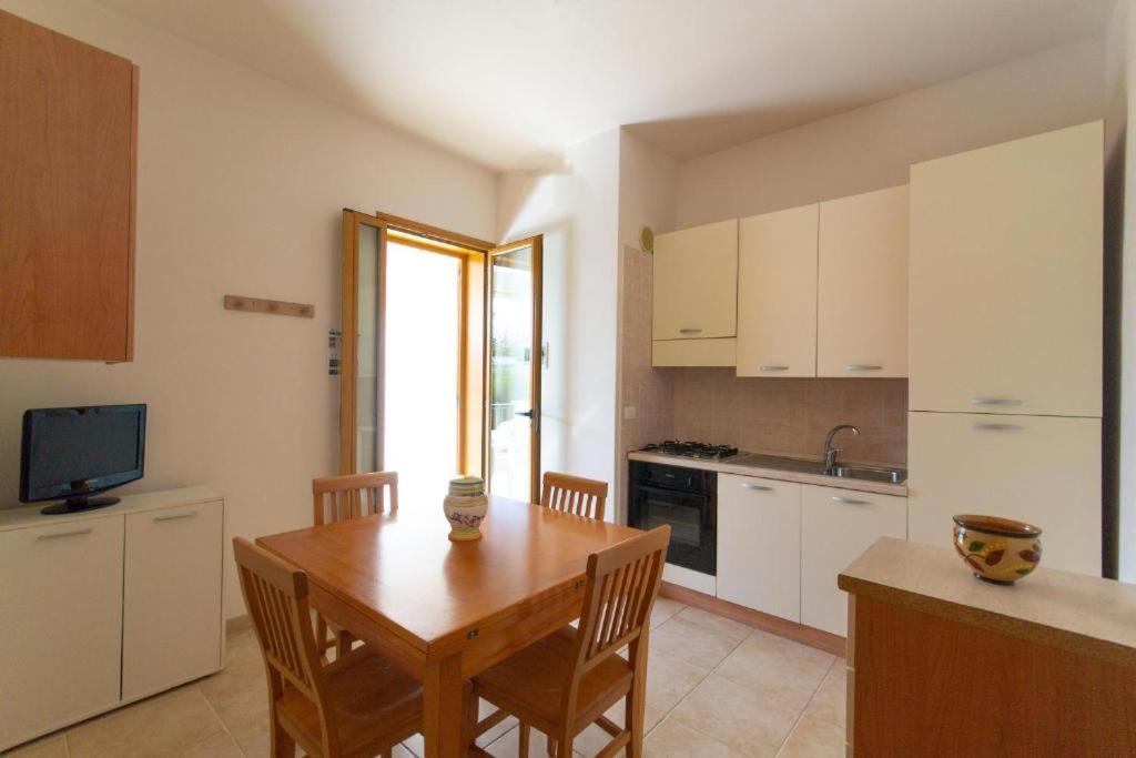 Blue Area Apartments - Fromhometosalento ตอร์เรเดลลอร์โซ ภายนอก รูปภาพ