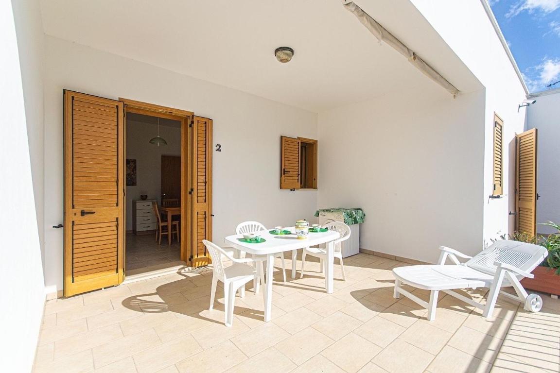 Blue Area Apartments - Fromhometosalento ตอร์เรเดลลอร์โซ ภายนอก รูปภาพ