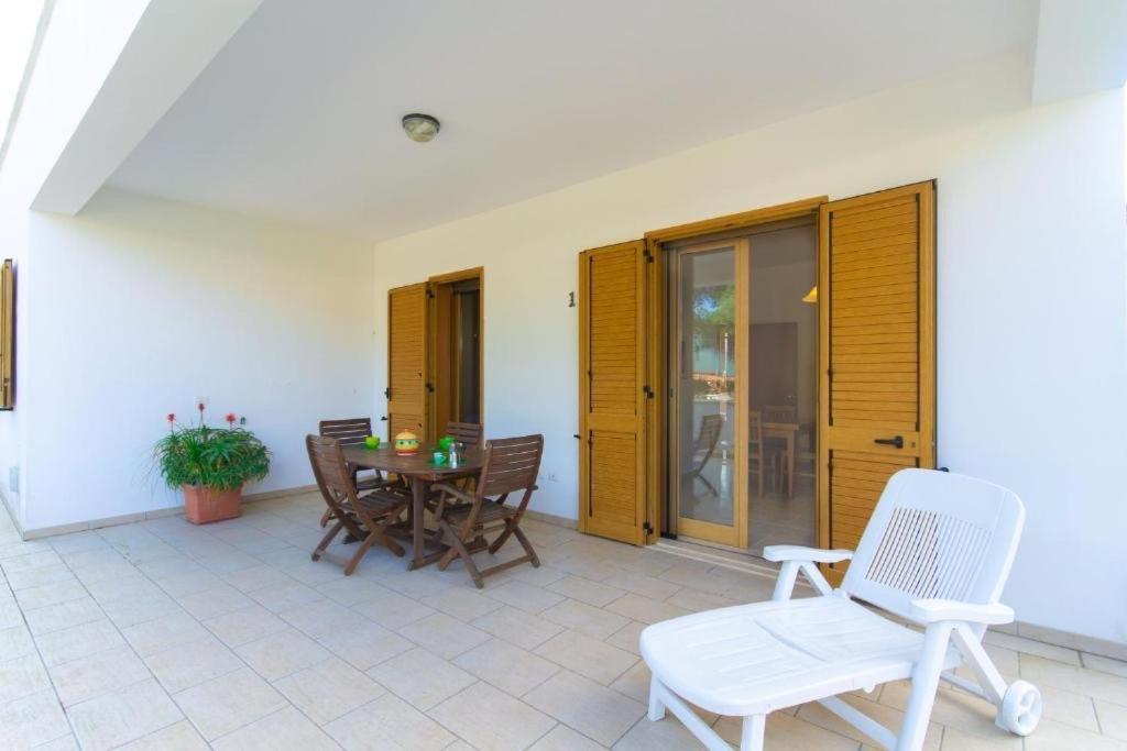 Blue Area Apartments - Fromhometosalento ตอร์เรเดลลอร์โซ ภายนอก รูปภาพ